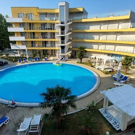 Dima Popova Apartments Царево Екстериор снимка