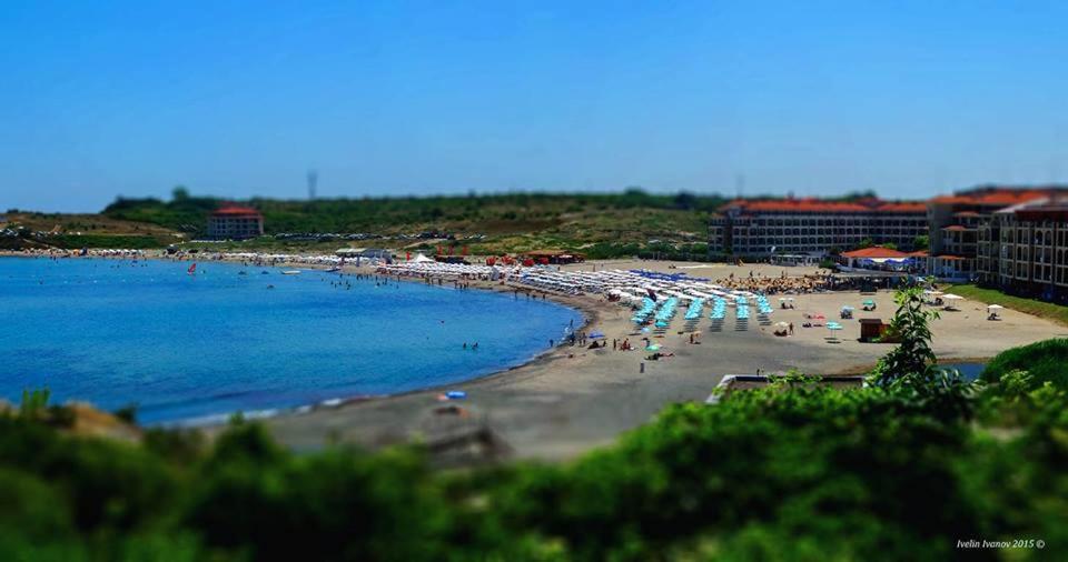 Dima Popova Apartments Царево Екстериор снимка