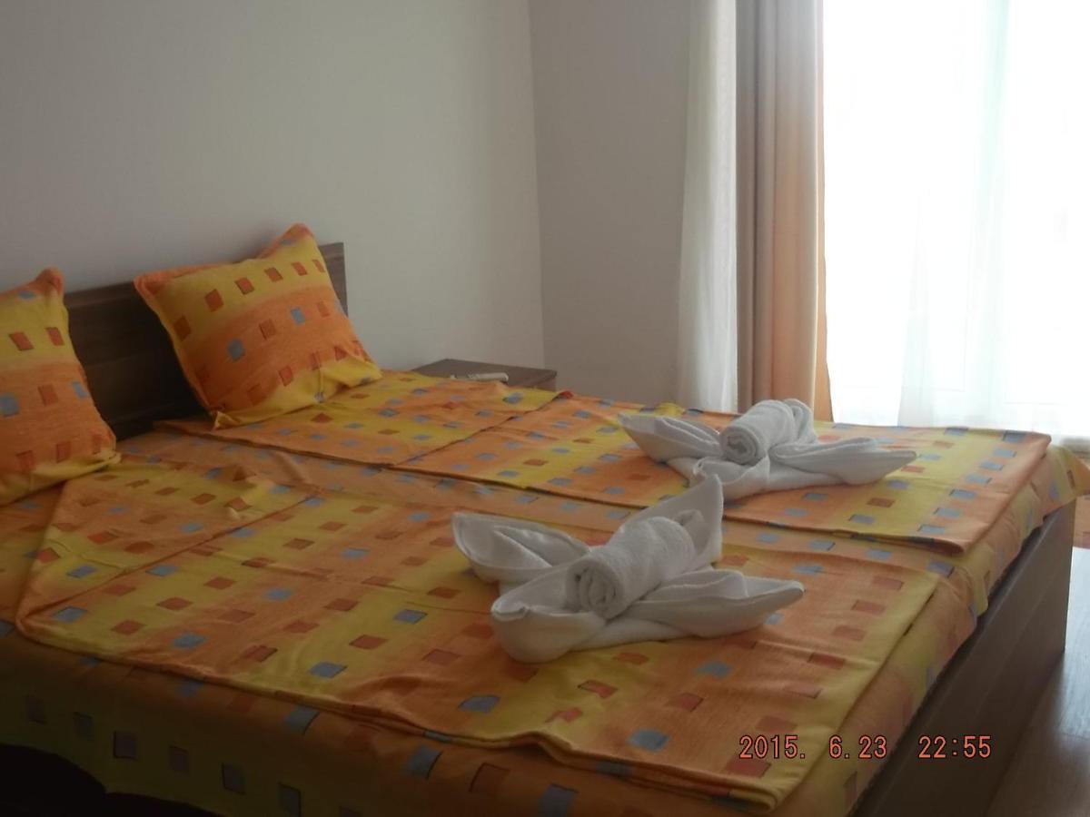 Dima Popova Apartments Царево Екстериор снимка
